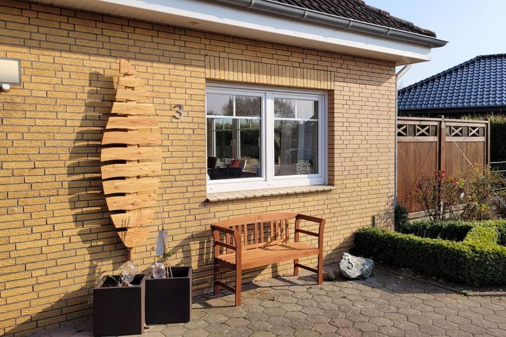 Fh Ostfriesland To Huus, Zw. Emden Und Greetsiel Villa Hinte Kültér fotó